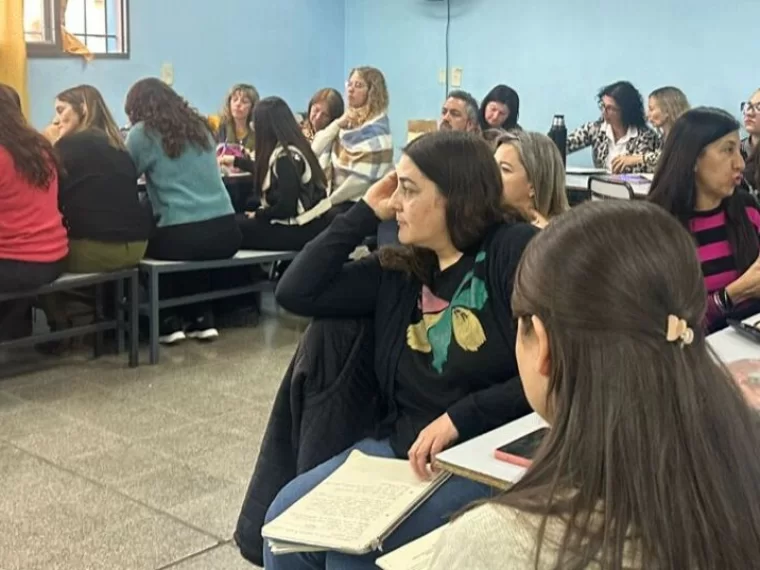 Mendoza: cómo es el nuevo reglamento para suplencias en Educación de Jóvenes y Adultos
