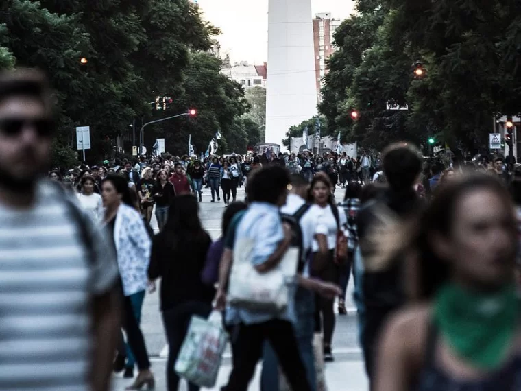 La Sociología como disciplina frente a las transformaciones y complejidades actuales