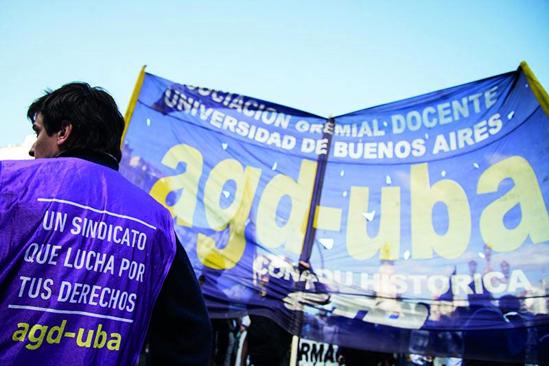 Docentes y no docentes de la UBA har�n paro hasta que el Gobierno pague lo que debe