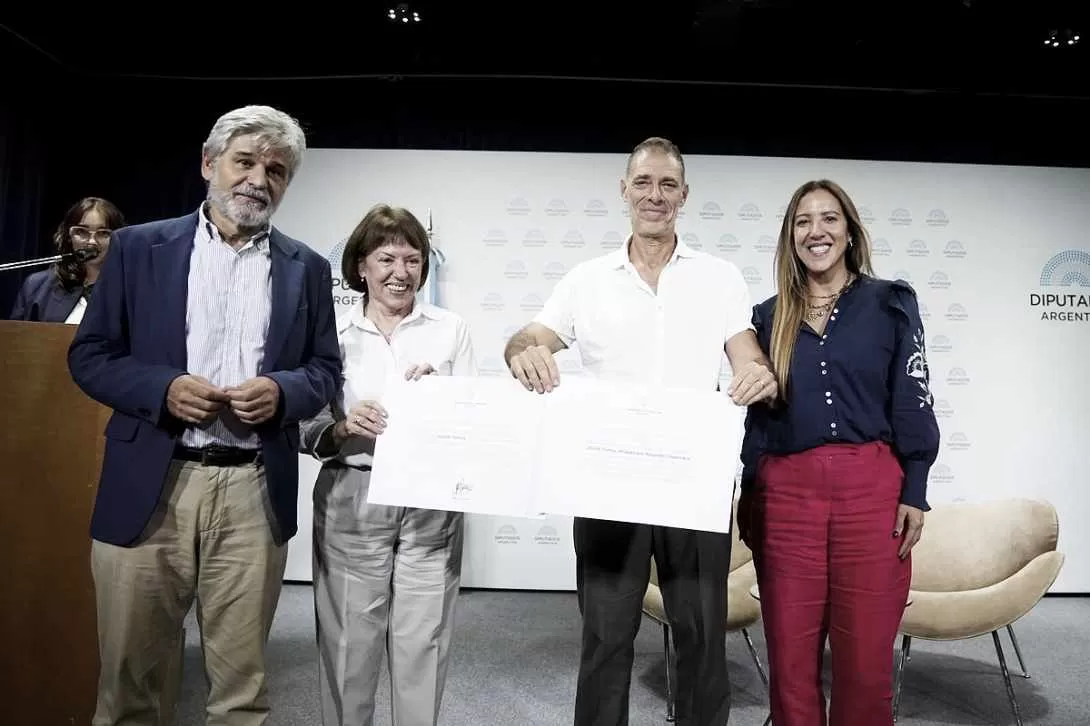 Presentaron en el Congreso un documental sobre el impacto de la educación pública