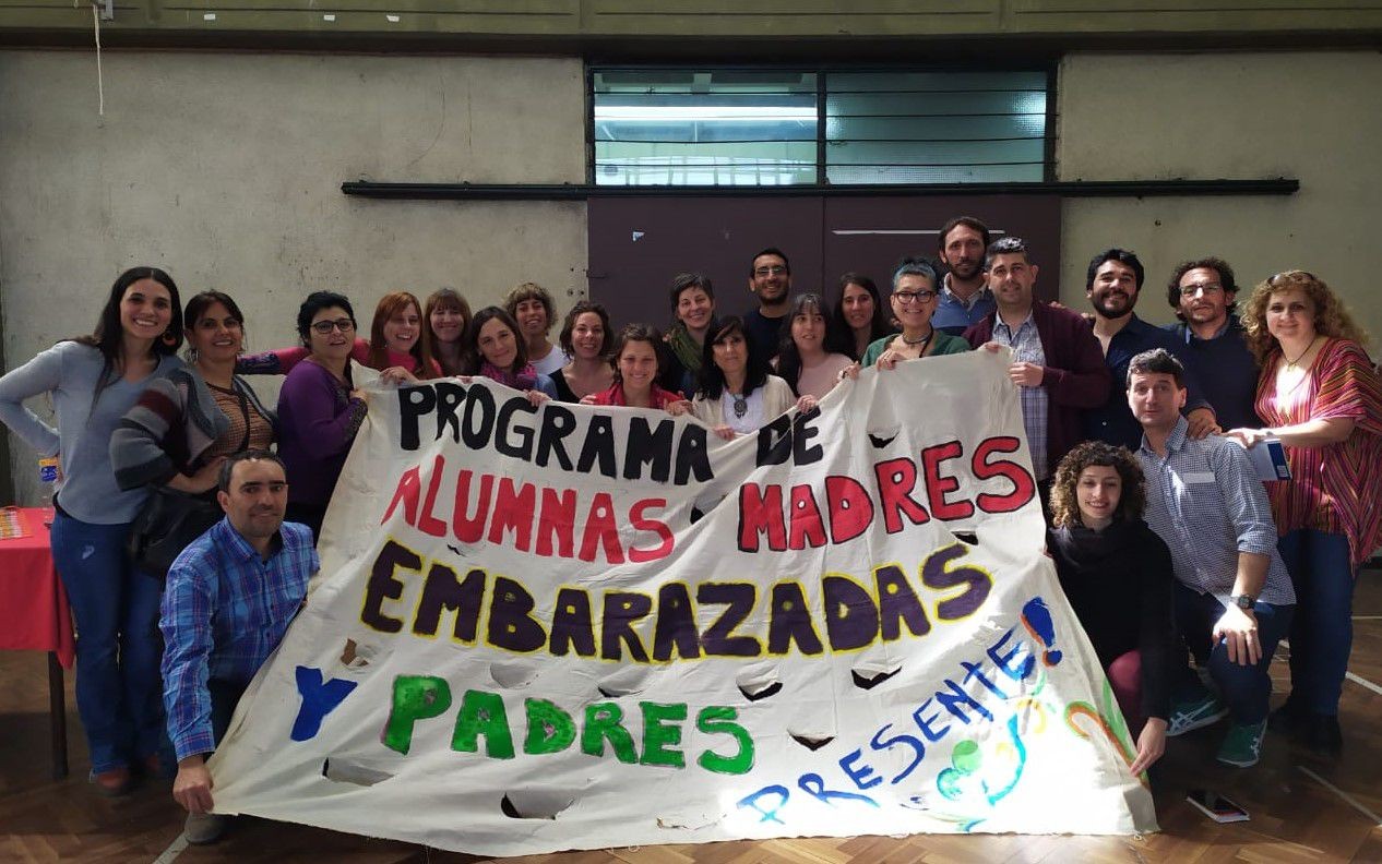 Docentes porteños denuncian el vaciamiento del programa Alumnas Madres