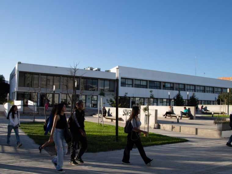 Por qué las universidades del conurbano duplicaron su matrícula en la última década