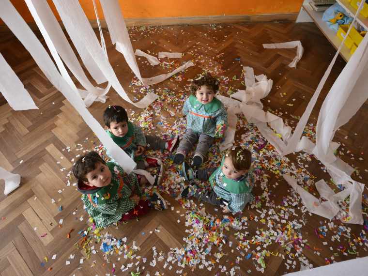 Educación inicial: en España buscan reducir la cantidad de niños y niñas por sala