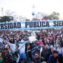 Una multitud exigió el Plaza de Mayo y todo el país cumplir el financiamiento universitario