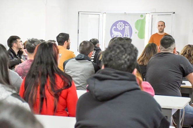 Neuquén promociona tecnicaturas adaptadas a sus demandas regionales