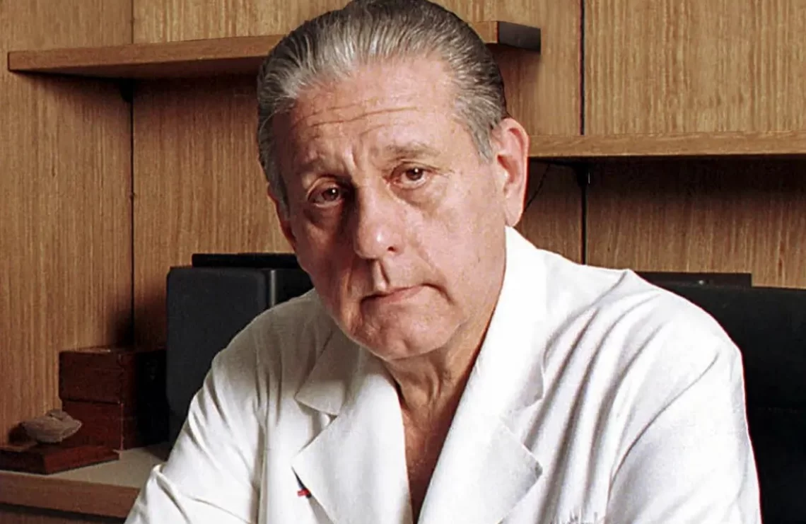 René Favaloro fue un firme defensor de la educación pública y de la salud como derecho.