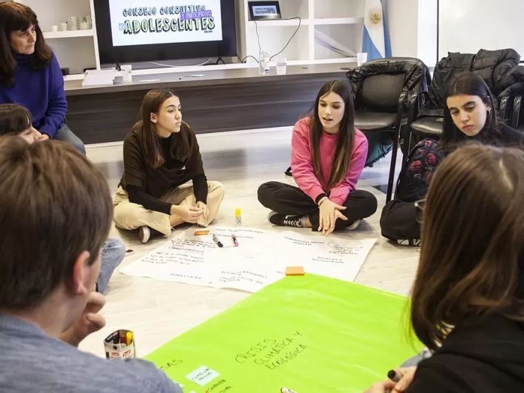 El Ministerio Público Tutelar porteño brinda talleres para prevenir la violencia escolar 